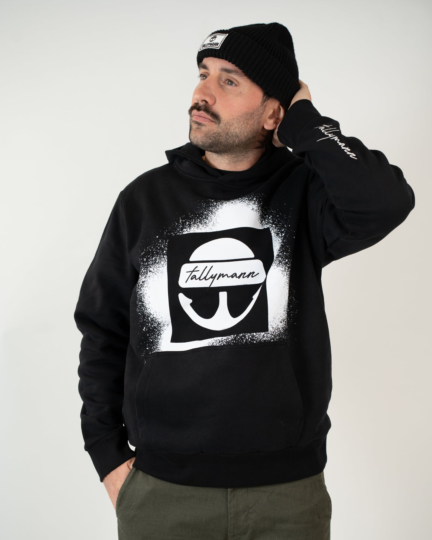 Tallymann Stencil Hoodie Herren schwarz